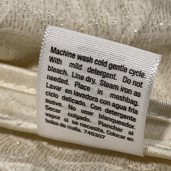 a.n.a Cropped Short Sleeve Jacket Womens Off White | Gold Thread | Size Large - Picture 10 of 10